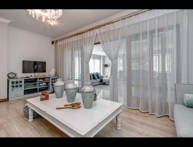 5 BEDROOM HOUSE FOR SALE IN DAINFERN VALLEY ESTATE